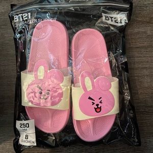 BT21 Cooky Slippers